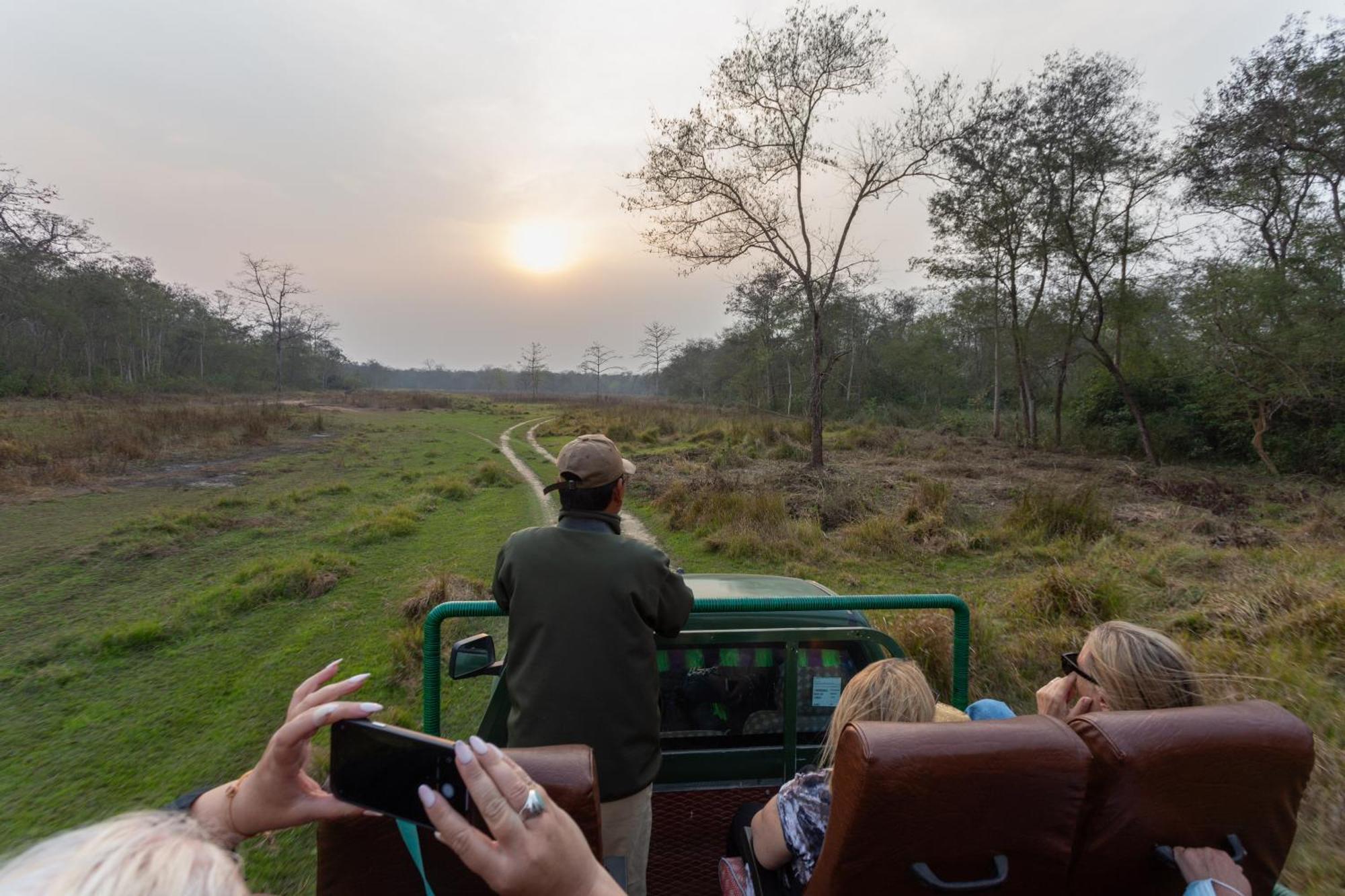 Sanctuary Chitwan National Park Esterno foto